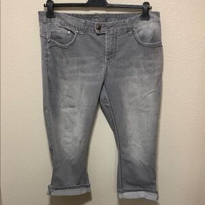 Royalty Gray Cropped Ankle Jeans